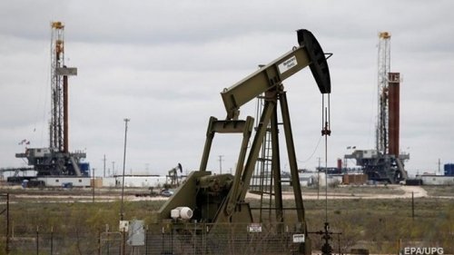 Цена на нефть упала ниже 50 долларов