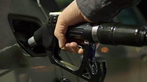 Крупные сети АЗС продолжают повышать цены на бензин и дизтопливо