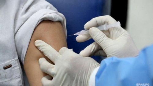 COVID-вакцину Sinovac ожидают в Украине в марте
