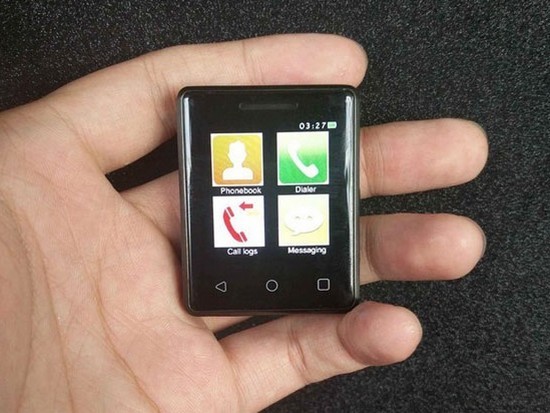 Представлен самый маленький сенсорный телефон Vphone (фото)