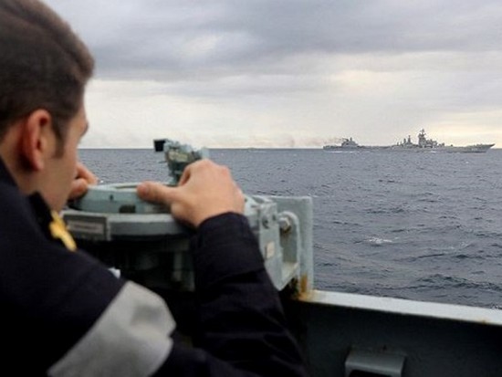 Британский боевой флот вышел навстречу российским кораблям возле Шотландии