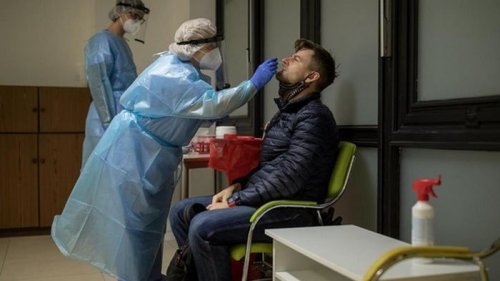 В мире за сутки зафиксировали 688 тысяч случаев коронавируса