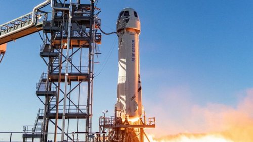 Blue Origin успешно запустила пассажирскую ракету