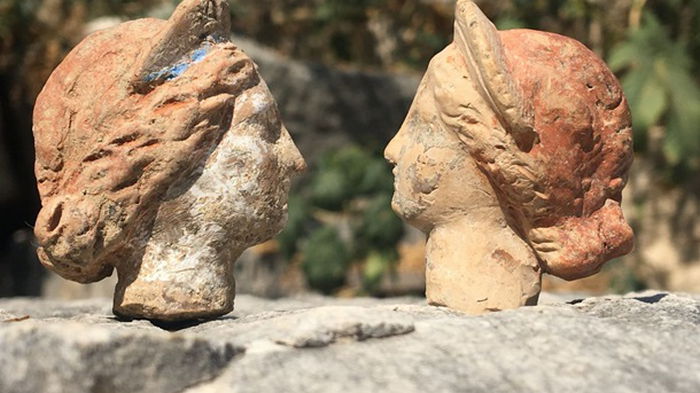 В Турции нашли десятки фигурок возрастом 2000 лет (видео)