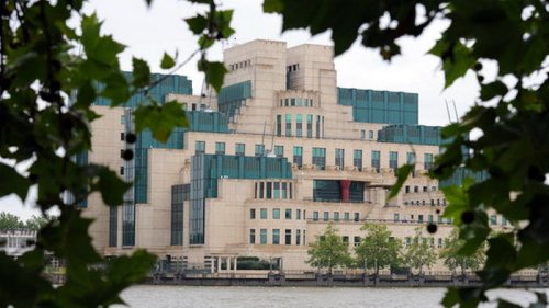 Британская MI6 начала вербовать агентов из граждан иностранного происхождения – The Times
