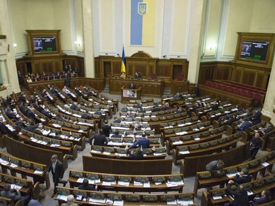 Семь народных депутатов не подали е-декларации