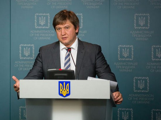 Данилюк рассказал, где правительство возьмет деньги на повышение зарплат украинцам
