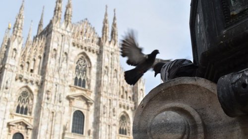 Власти Италии ужесточили карантин в Милане и Турине
