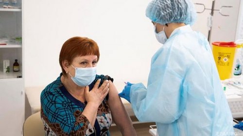 Степанов: На вакцинацию записались тысячи желающих