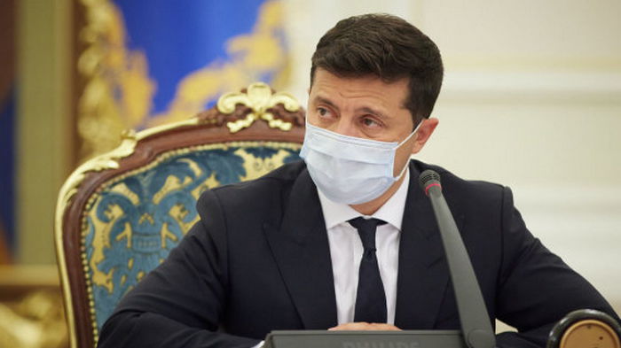 Зеленский подписал указ о дистанционных посольствах Украины