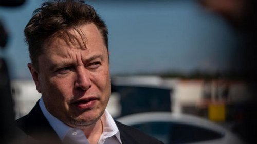 Инвестор Tesla подал в суд на Илона Маска из-за его постов в Twitter
