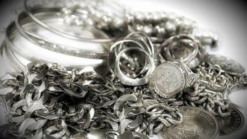 Почему лучшая цена на серебро в ломбарде «Золота Скриня»?