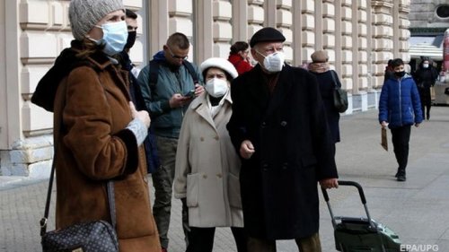 В Украине за сутки 13,7 тысяч заболевших COVID-19
