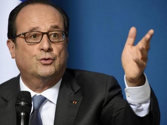 Депутаты во Франции требуют импичмент Олланда