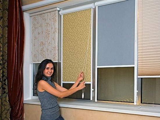Как выбрать рулонные шторы на балкон