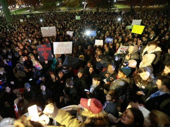 Протесты против Трампа в Портленде переросли в массовые беспорядки (видео)