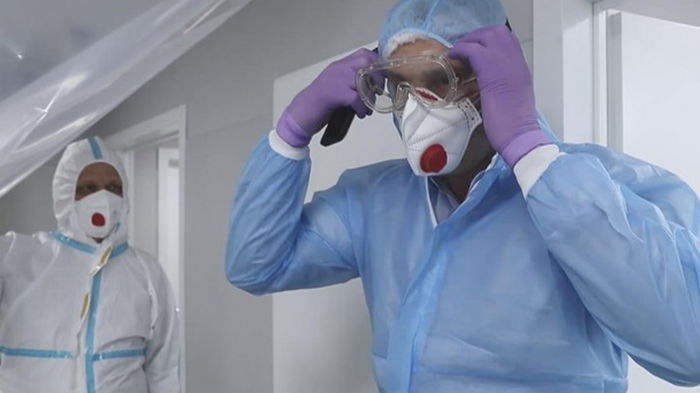 Кличко посетил переполненную COVID-пациентами больницу (видео)
