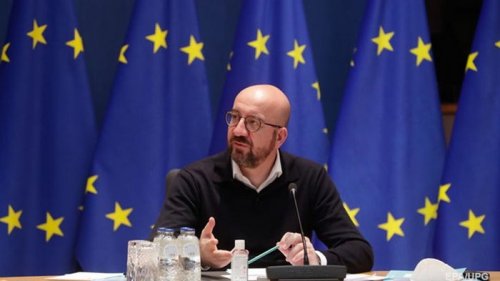 В ЕС требуют отставки главы Евросовета из-за инцидента со стулом - СМИ