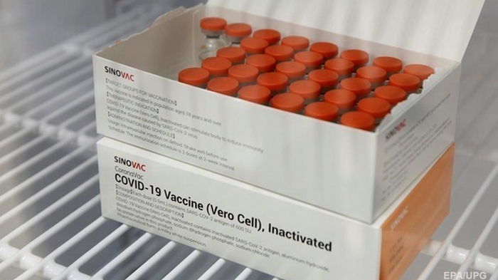 МОЗ попросило Китай ускорить поставки COVІD-вакцины Sinovac