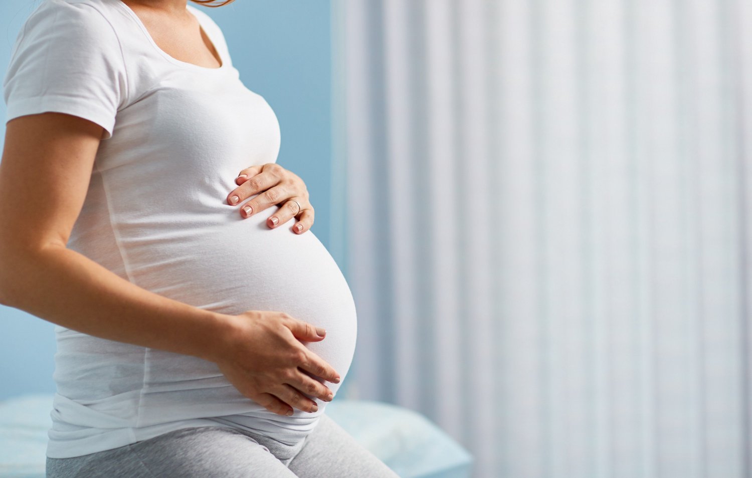 Американские медики выяснили, опасны ли вакцины от COVID-19 для беременных женщин
