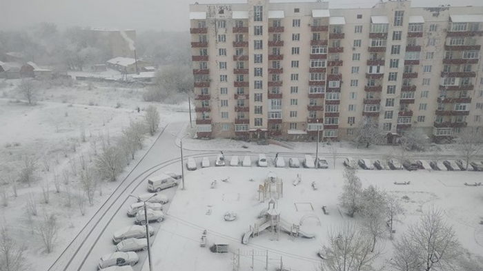 В Украине прошли снегопады (видео)