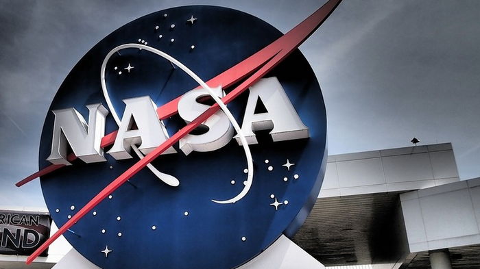 NASA заключило контракт на отправку туристов на МКС