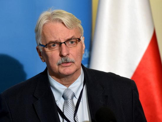 Польша призвала ЕС выполнить обязательства перед Украиной по безвизовому режиму