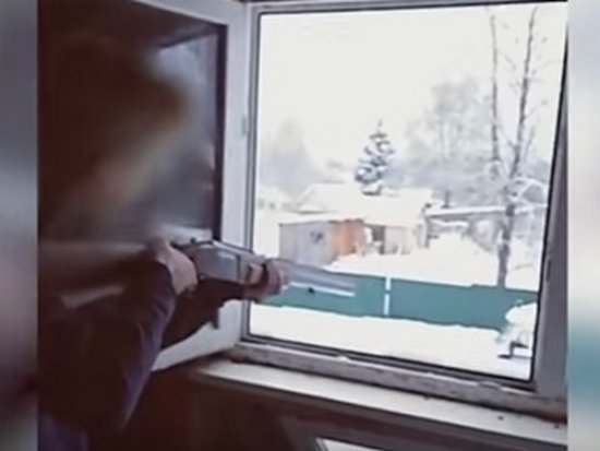 В российском поселке подростки после обстрела копов покончили с собой (видео)