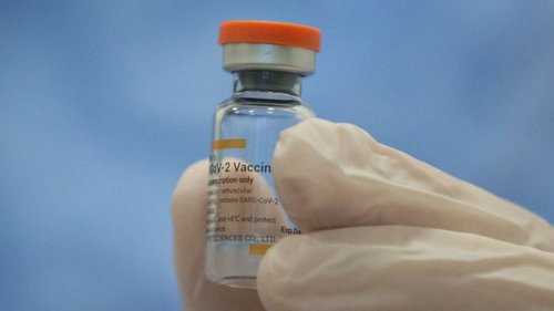 ВОЗ одобрила вакцину Coronavac от Sinovac для экстренного применения