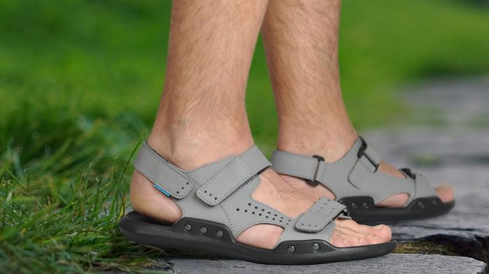 Мужские сандалии Мида: широкий модельный ряд