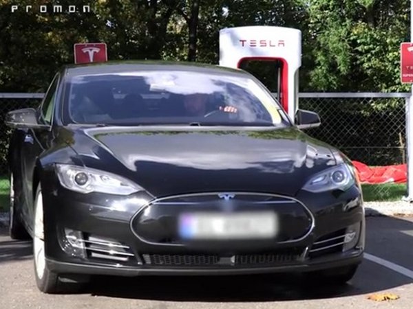 Разработано приложение для угона электромобиля Tesla (видео)