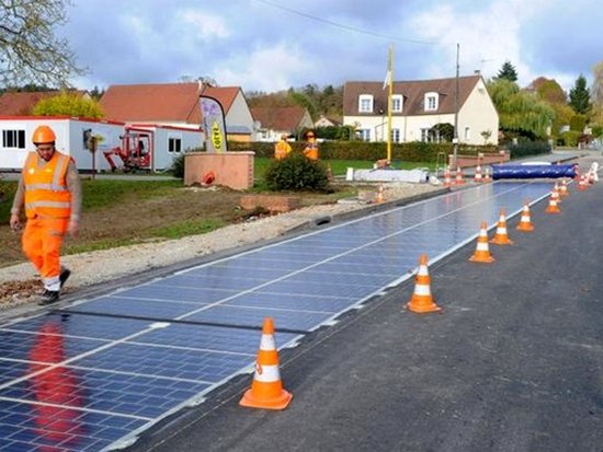 Во Франции намерены заменить асфальт на солнечные батареи