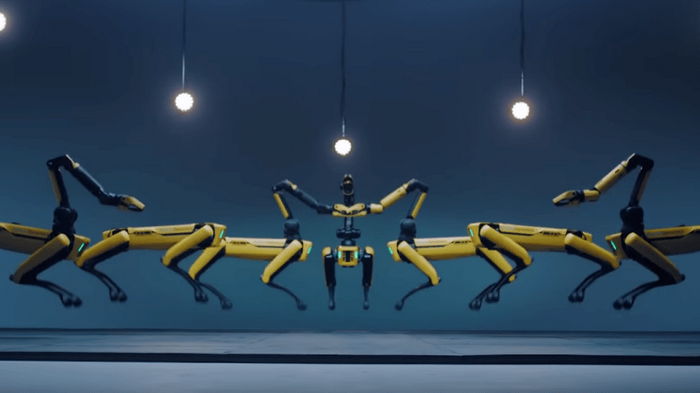 Робопсы от Boston Dynamics станцевали под K-Pop хит: видео