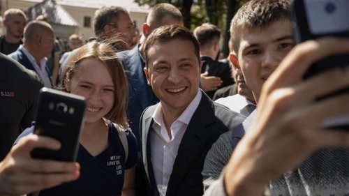 Зеленский назвал молодежь надеждой Украины