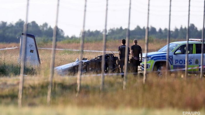 В Швеции в авиакатастрофе погибли девять человек (фото)