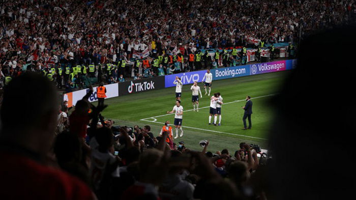 УЕФА оштрафовал Англию денежным штрафом по итогам матча с Данией