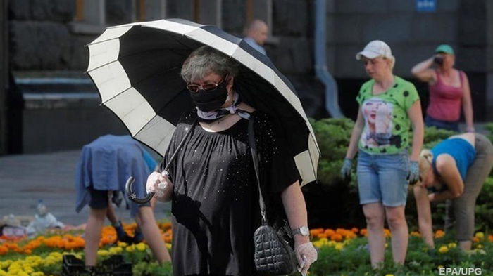 В Украине менее 200 случаев COVID за сутки