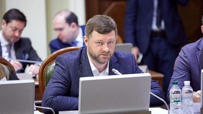 Корниенко насчитал до пяти олигархов в Раде