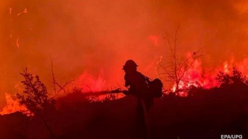 В США леса охвачены огнем в 12 штатах (видео)
