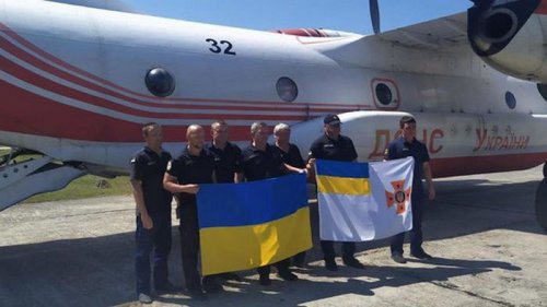 Украинские спасатели вернулись с тушения пожаров в Турции