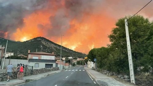 В Испании из-за пожаров эвакуированы сотни людей