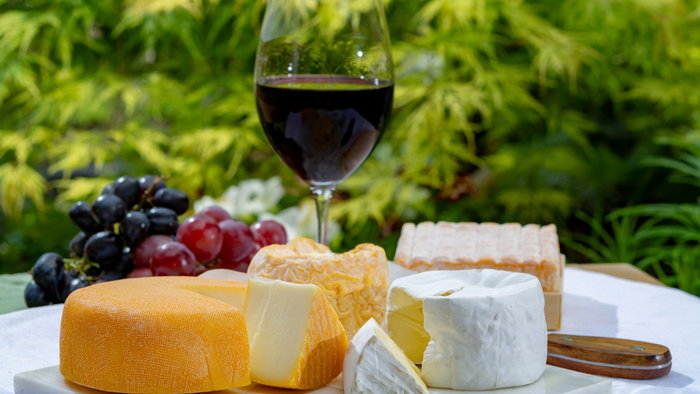 Дегустация швейцарских сыров и вин