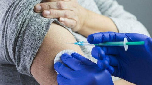 Противопоказания к COVID-прививкам: кому нельзя вакцинироваться