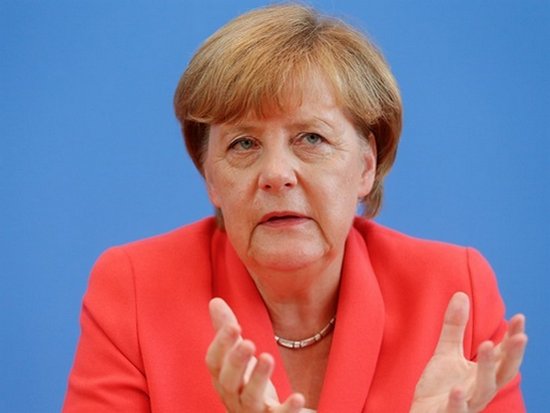 Евросоюз не ослабит санкции против РФ — Меркель