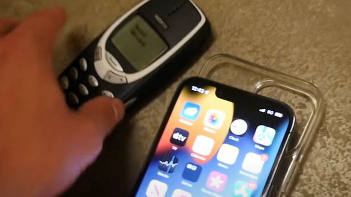 iPhone 13 Pro и Nokia 3310 сбросили с 25 этажа (видео)