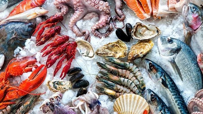 Чем полезны морепродукты и где найти лучшие?