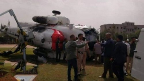 В Ливии разбился вертолет с деньгами (фото)