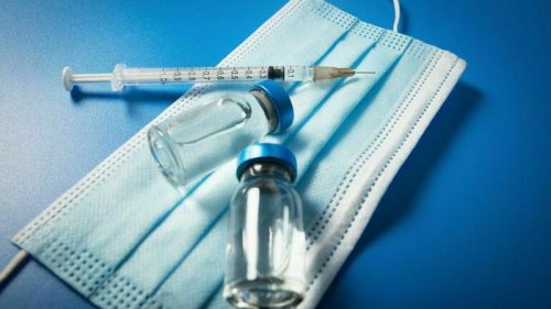 СOVID-вакцинация: Минздрав утвердил список противопоказаний
