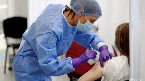 В СНБО назвали число вакцинированных украинцев младше 18 лет