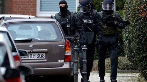 В Германии машина въехала в толпу школьников: погиб ребенок